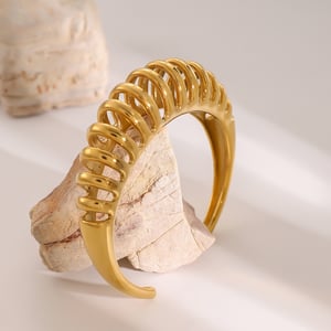 1 Piece Retro Classic Style Hollow C Shape Stainless Steel  Gold Color Women's Bangles h5 